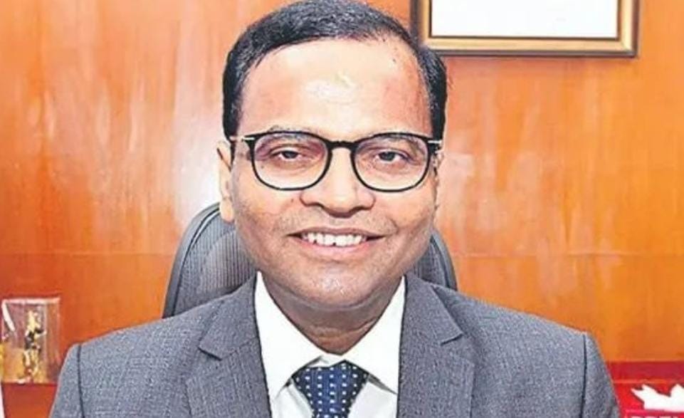 indian-officer-appeal-delete-amazon-app